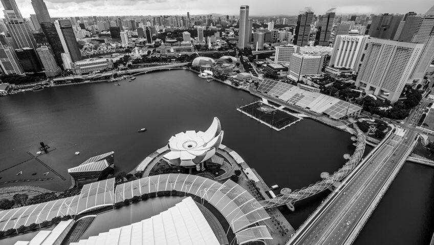 Krzyk po niebie tekst