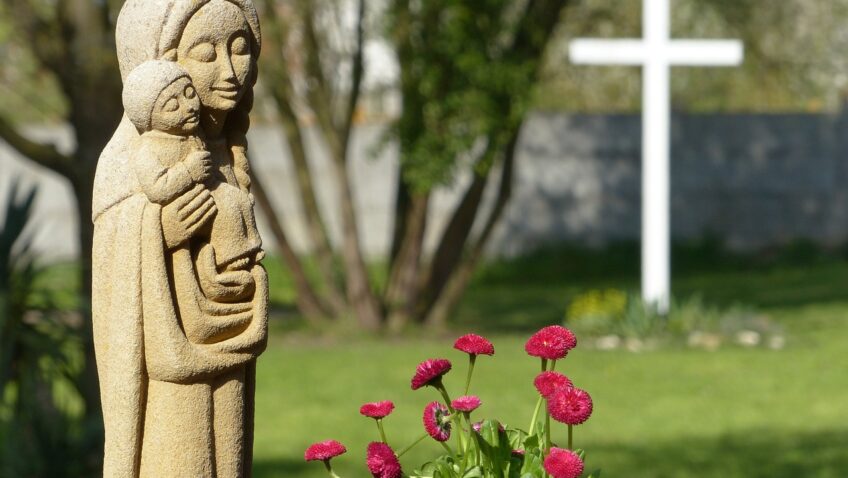 Podążamy dziś Maryjo tekst