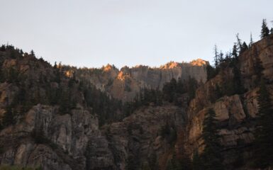 Pan przychodzi tekst