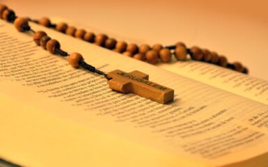 Jak paciorki różańca tekst